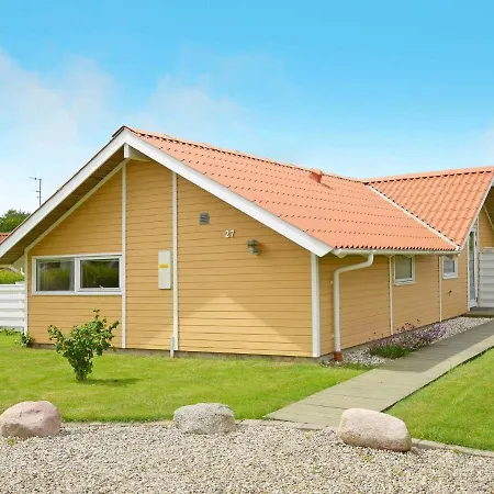 Holiday home 8 Person Holiday In Hemmet